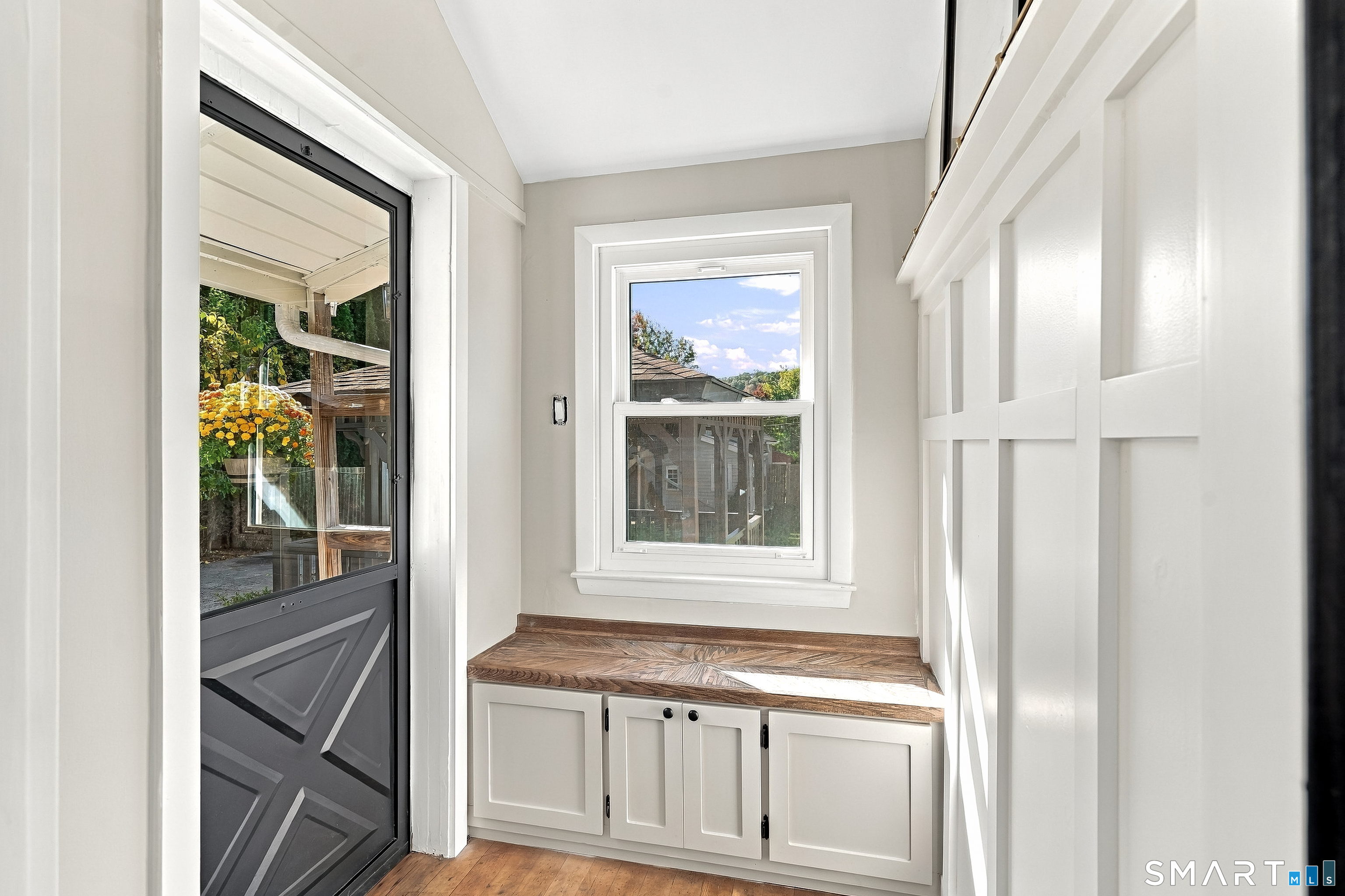90 Grove Avenue Derby CT 06418