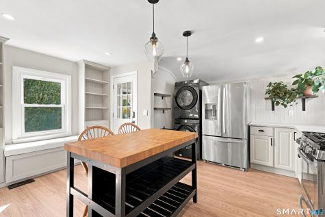 90 Grove Avenue Derby CT 06418