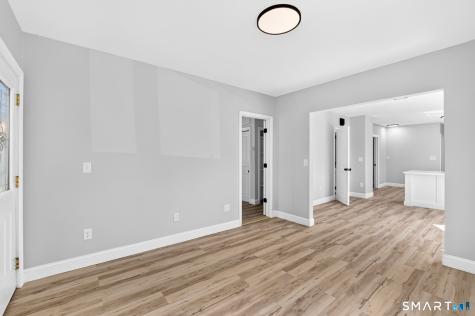 35 Front Avenue West Haven CT 06516
