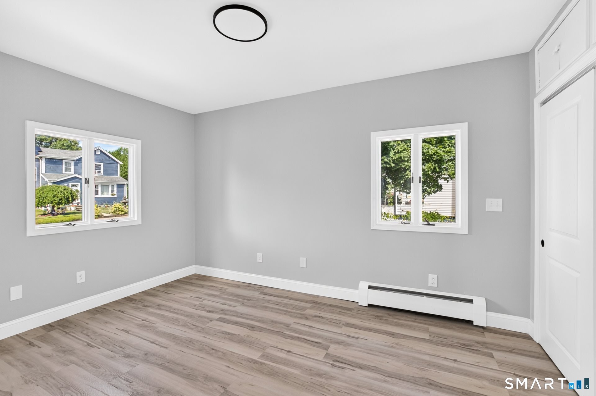 35 Front Avenue West Haven CT 06516
