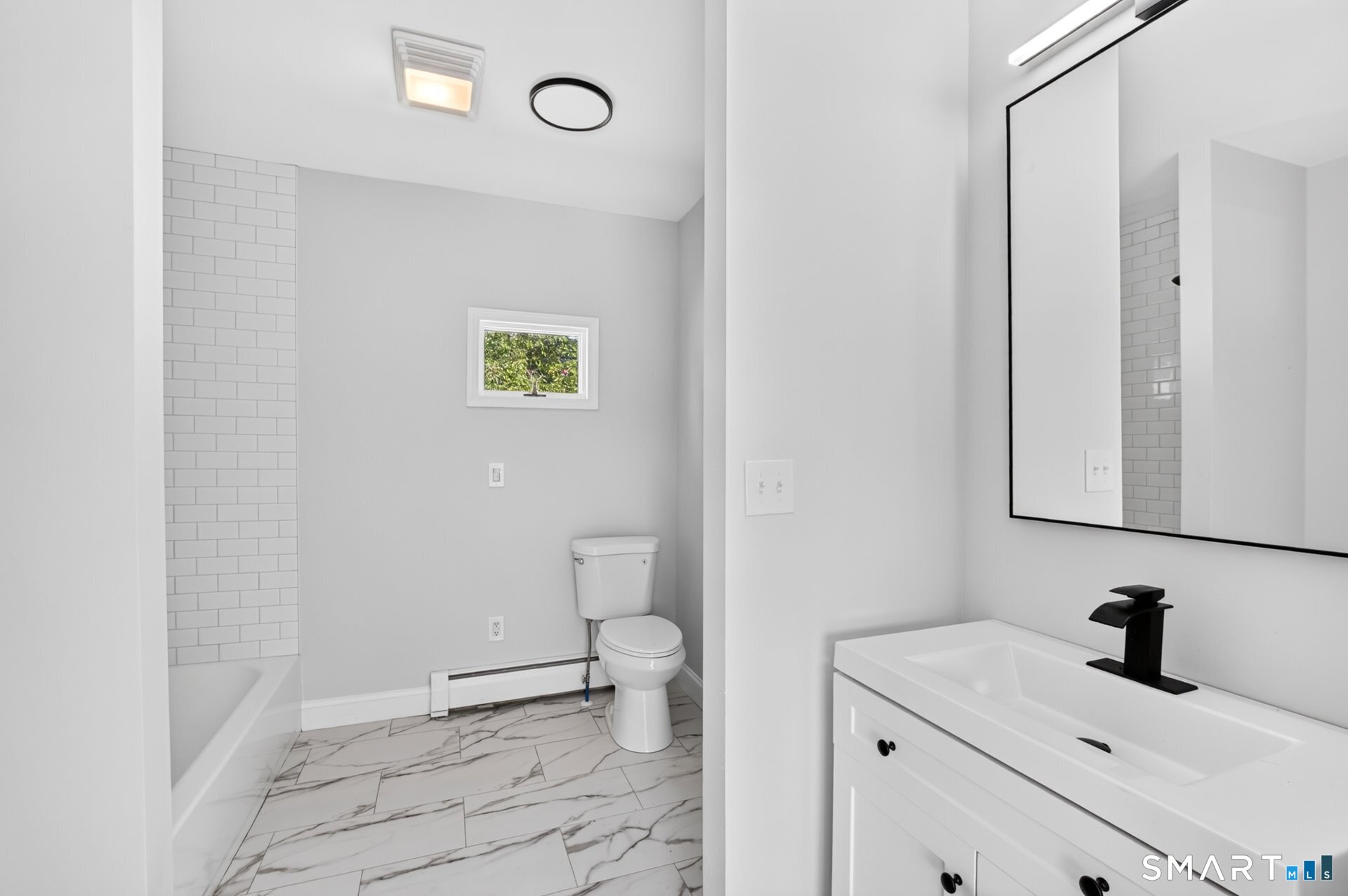 35 Front Avenue West Haven CT 06516