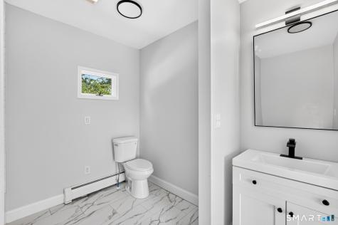 35 Front Avenue West Haven CT 06516