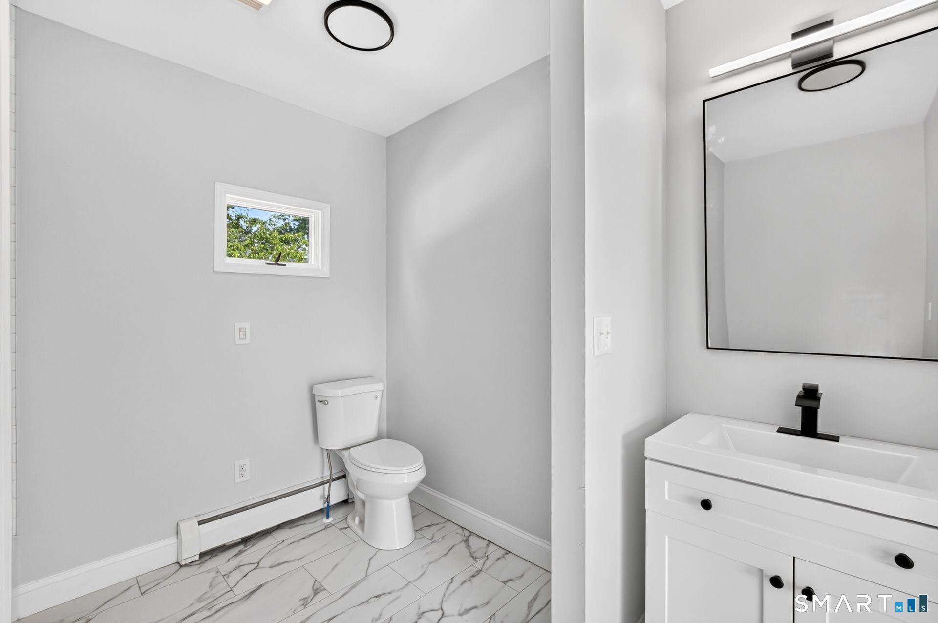 35 Front Avenue West Haven CT 06516