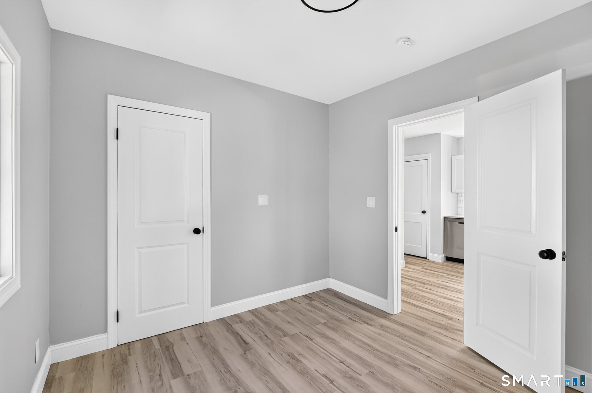 35 Front Avenue West Haven CT 06516