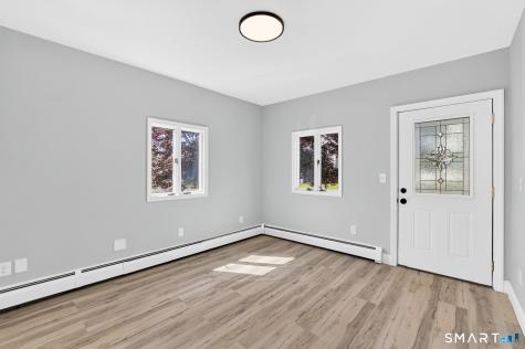 35 Front Avenue West Haven CT 06516