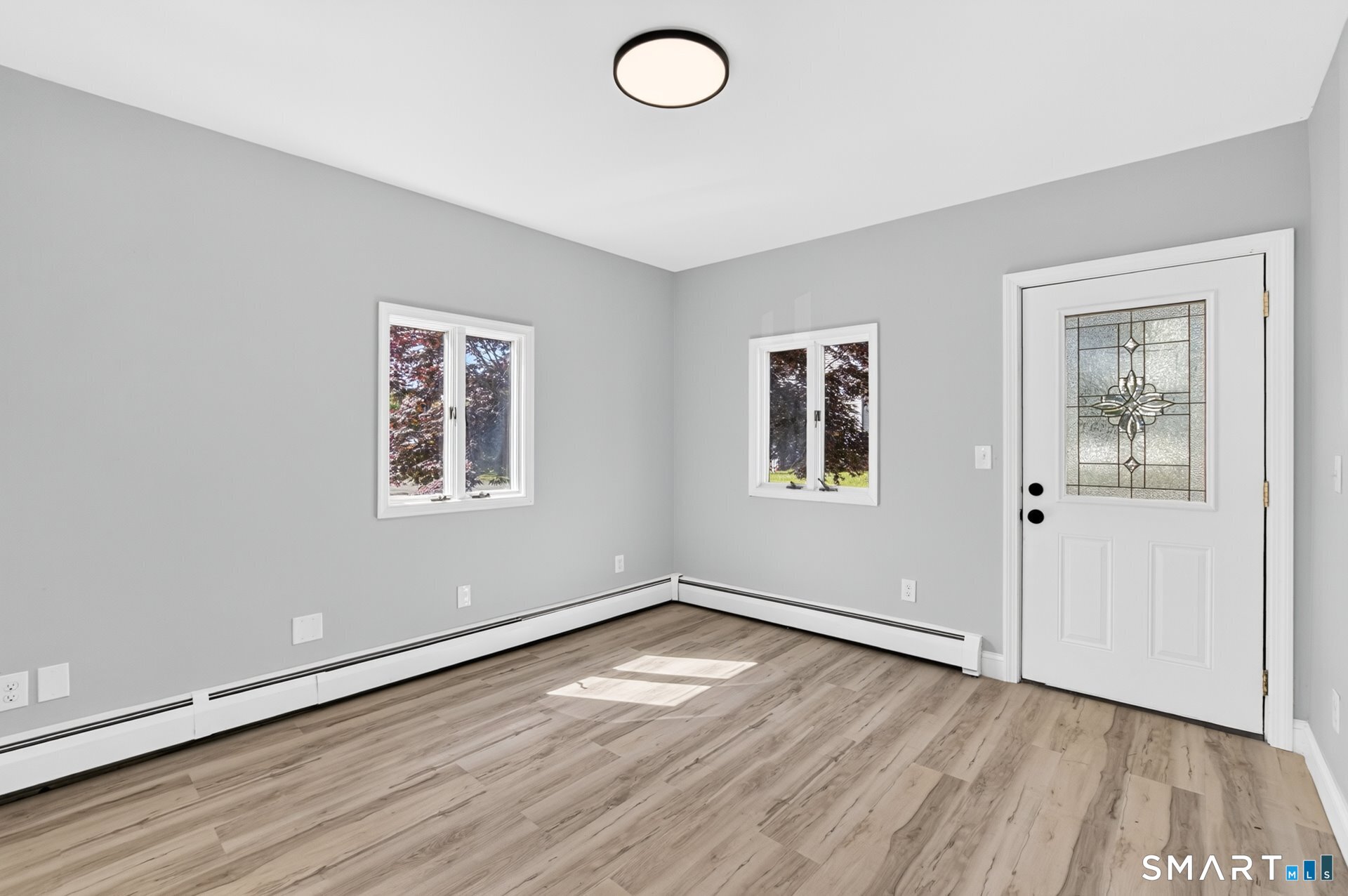 35 Front Avenue West Haven CT 06516