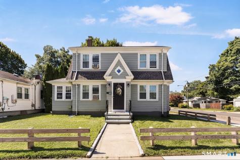 218 Circular Avenue Hamden CT 06514