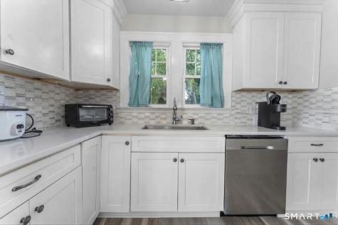 218 Circular Avenue Hamden CT 06514