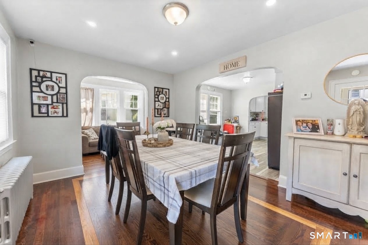 218 Circular Avenue Hamden CT 06514