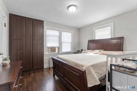 218 Circular Avenue Hamden CT 06514