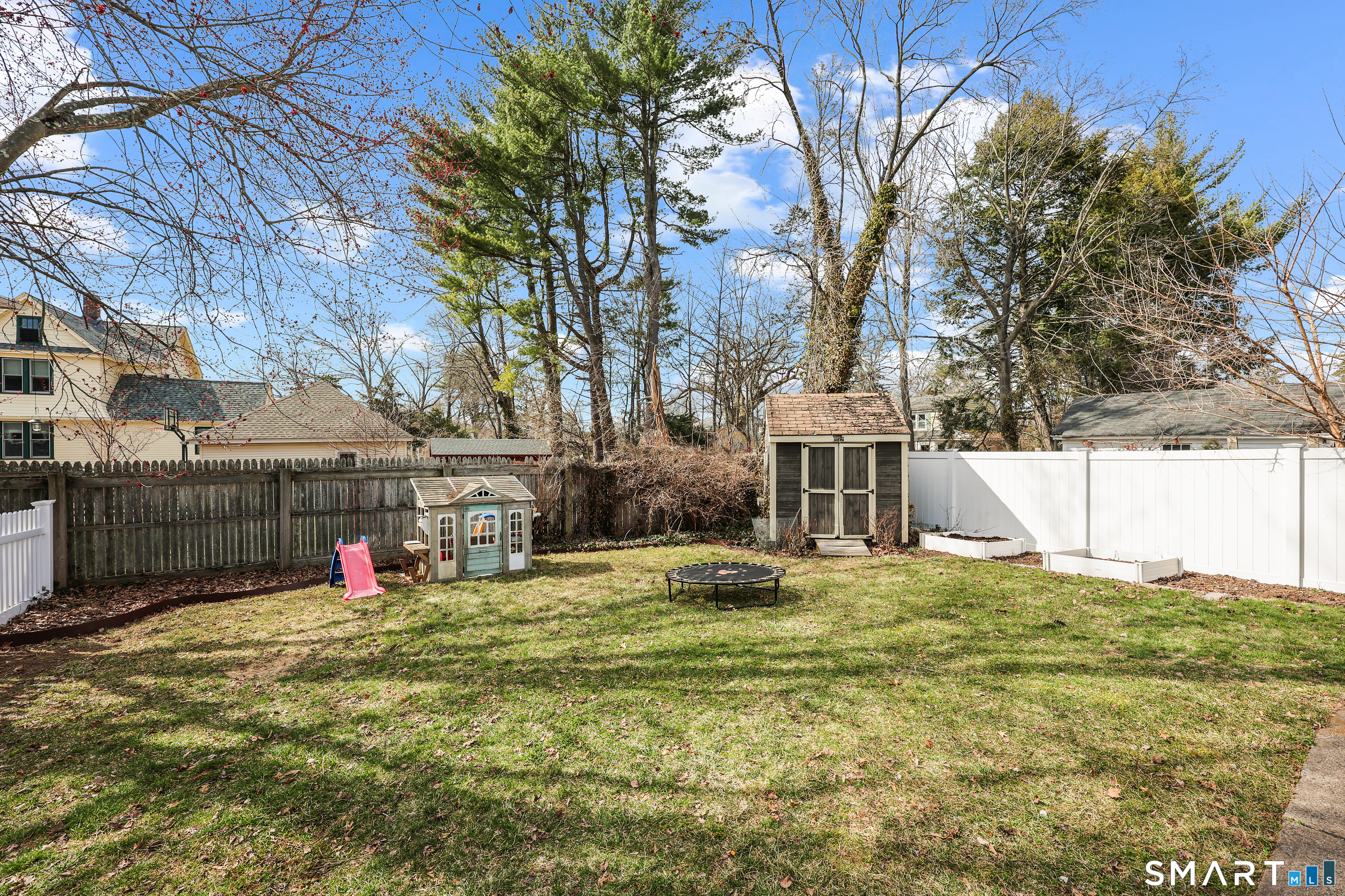 Hamden CT 06517