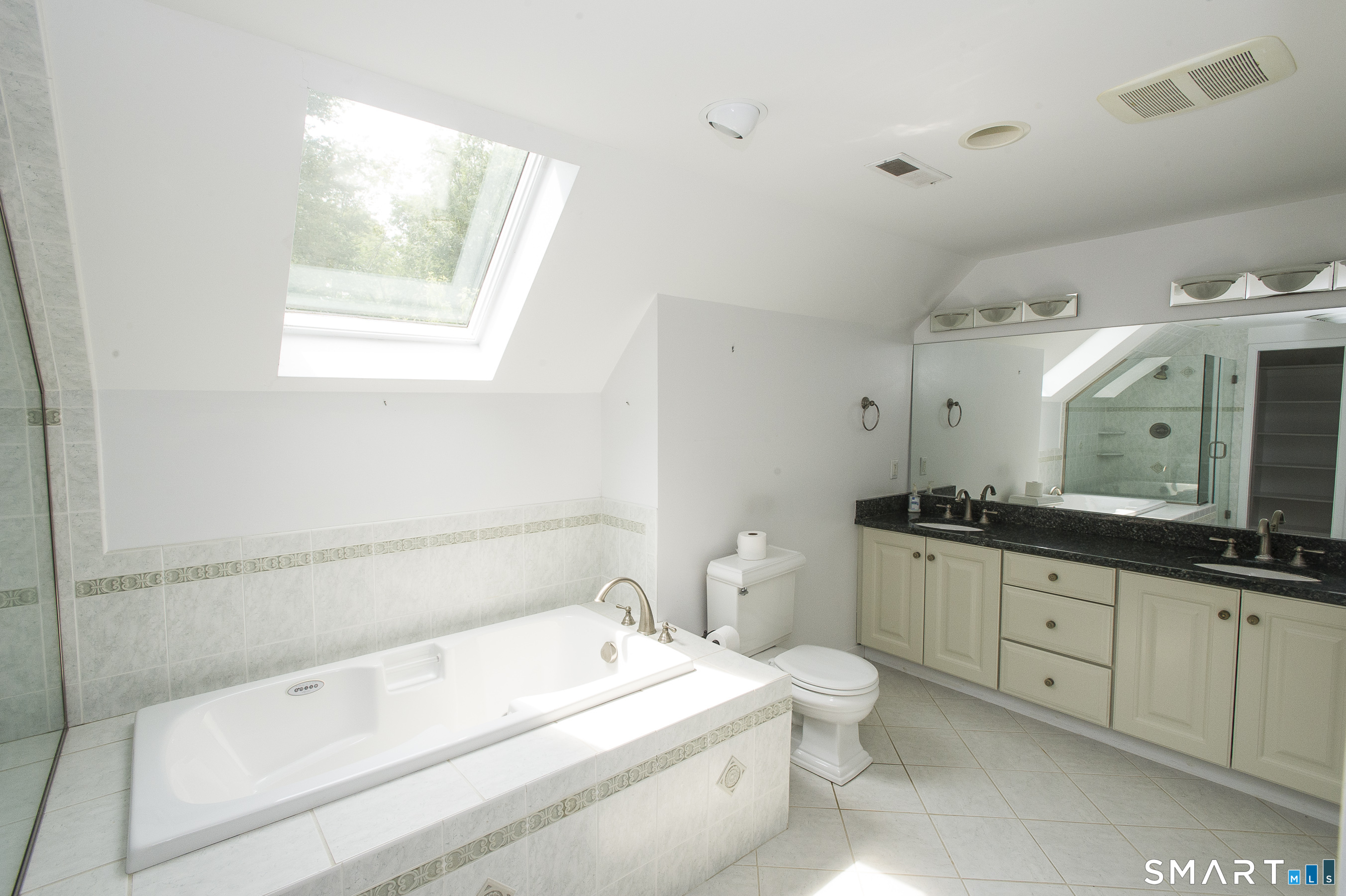 90 Mallory Road Roxbury CT 06783