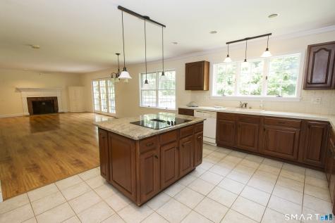 90 Mallory Road Roxbury CT 06783