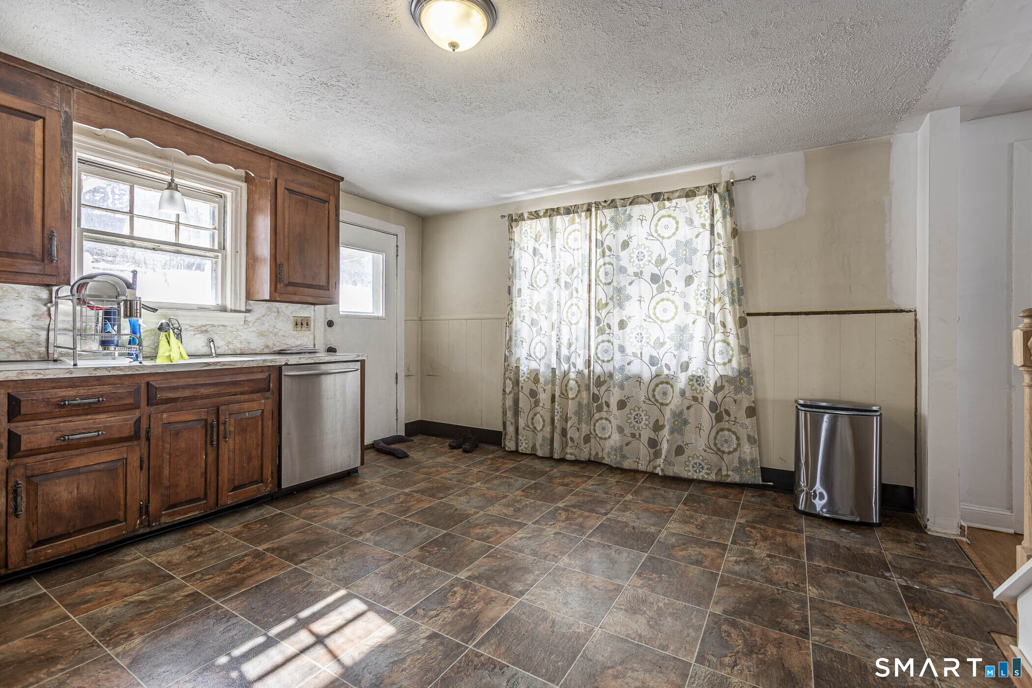 59 Cawley Street Bristol CT 06010