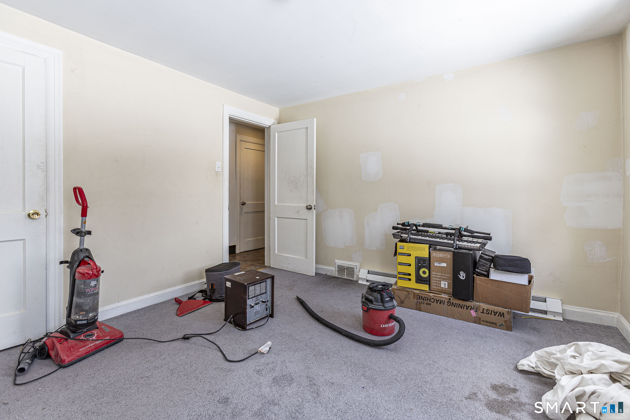 59 Cawley Street Bristol CT 06010