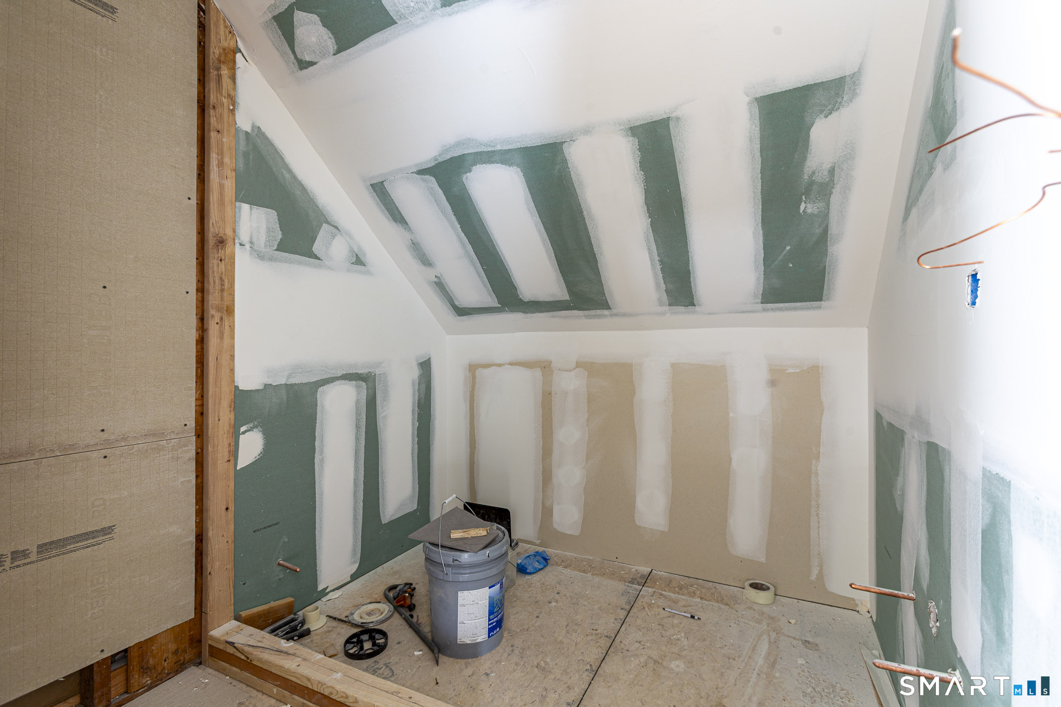 59 Cawley Street Bristol CT 06010