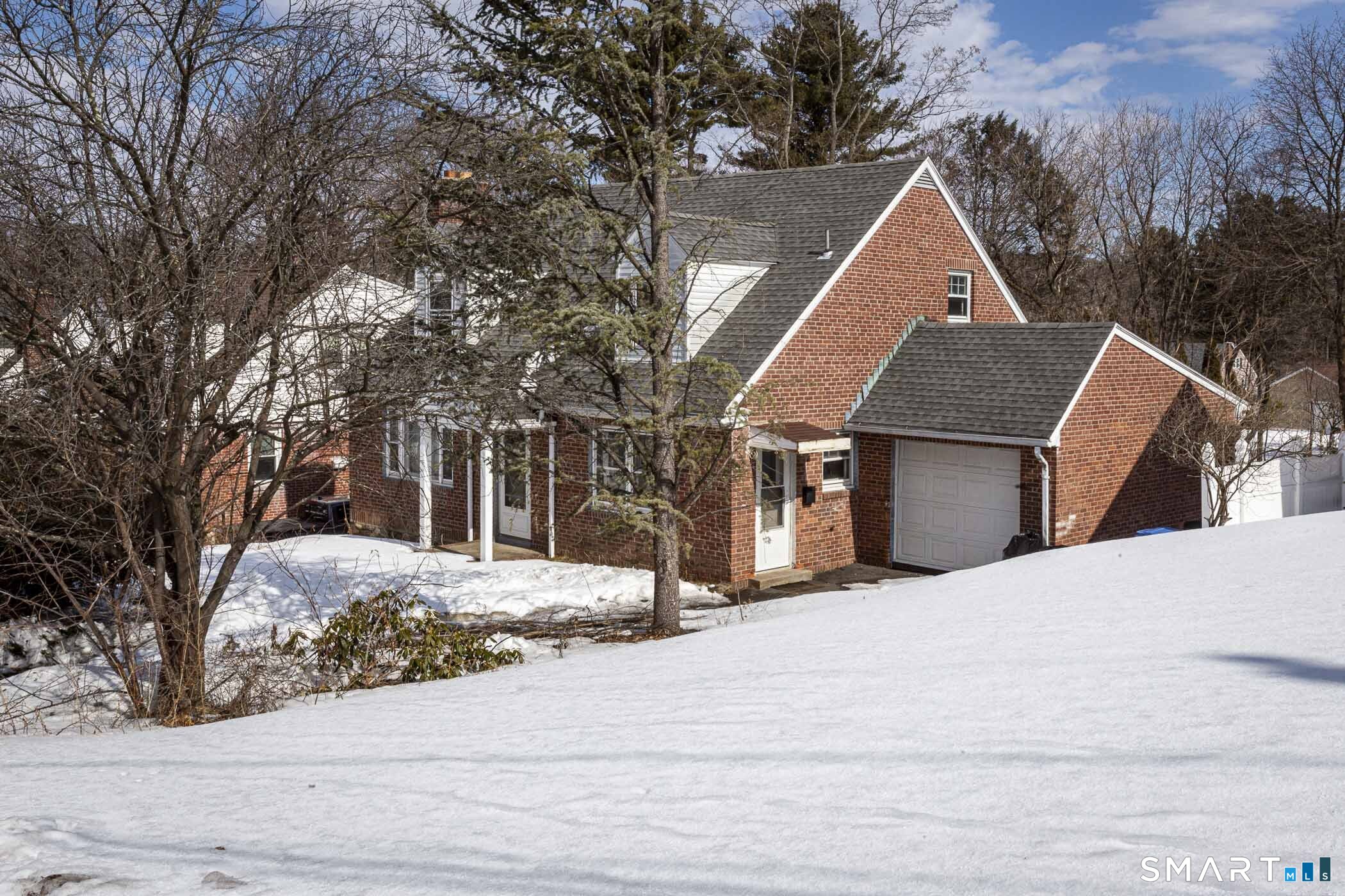 59 Cawley Street Bristol CT 06010