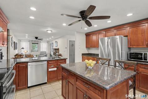 3720 Main Street Stratford CT 06614