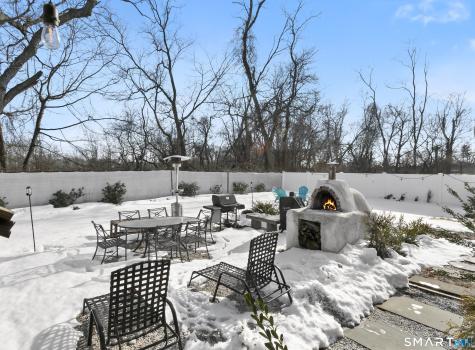 77 Meadowbrook Road Fairfield CT 06824