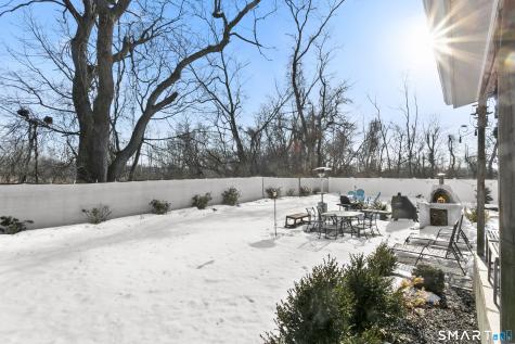 77 Meadowbrook Road Fairfield CT 06824