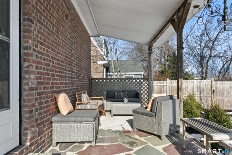 77 Meadowbrook Road Fairfield CT 06824