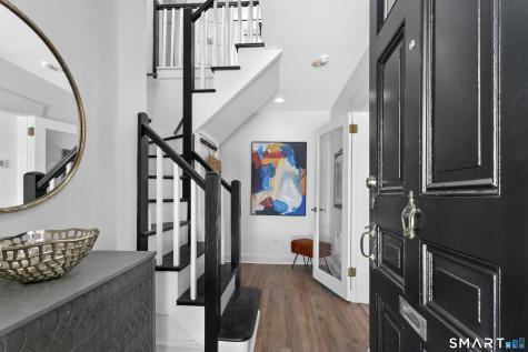 77 Meadowbrook Road Fairfield CT 06824