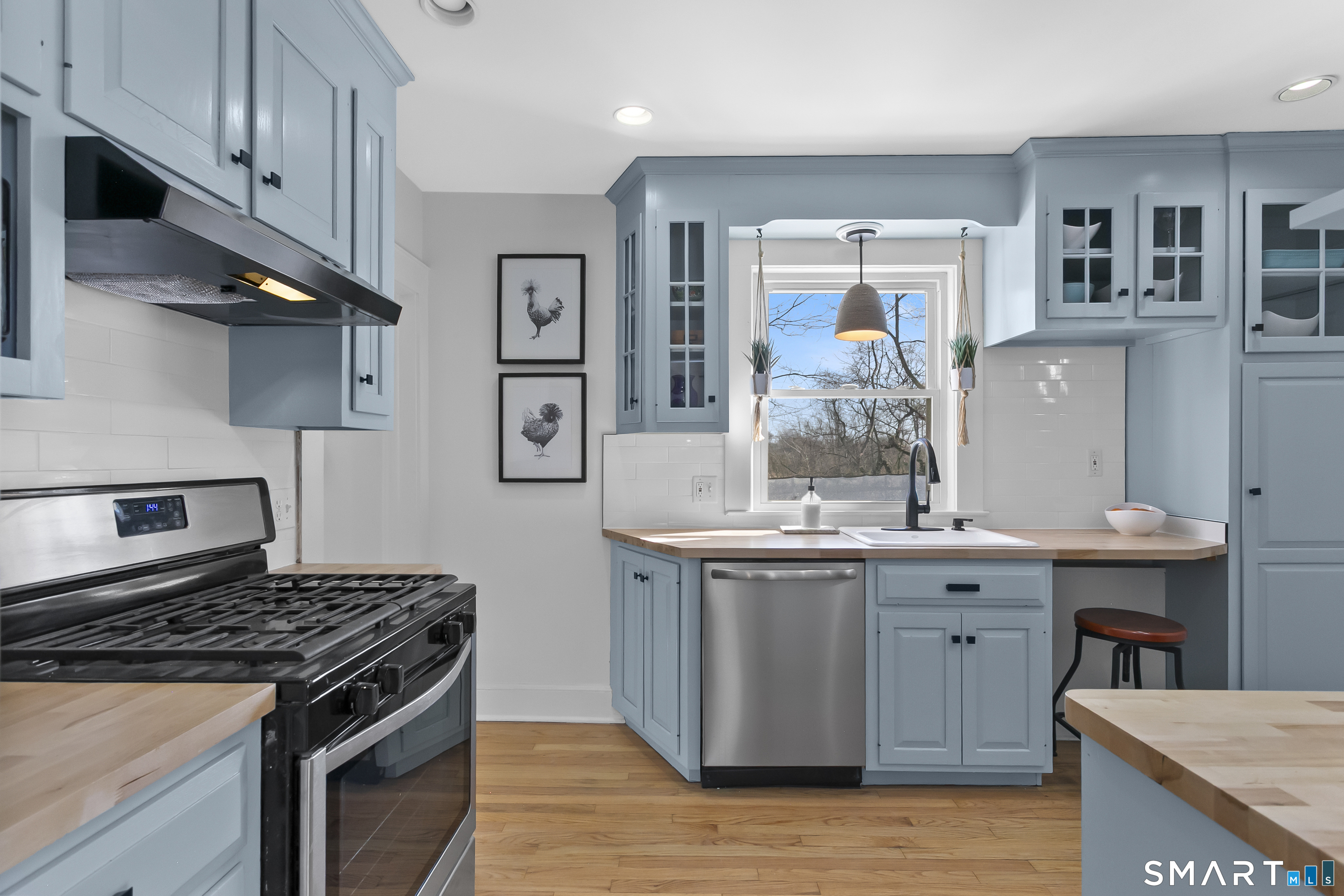 77 Meadowbrook Road Fairfield CT 06824