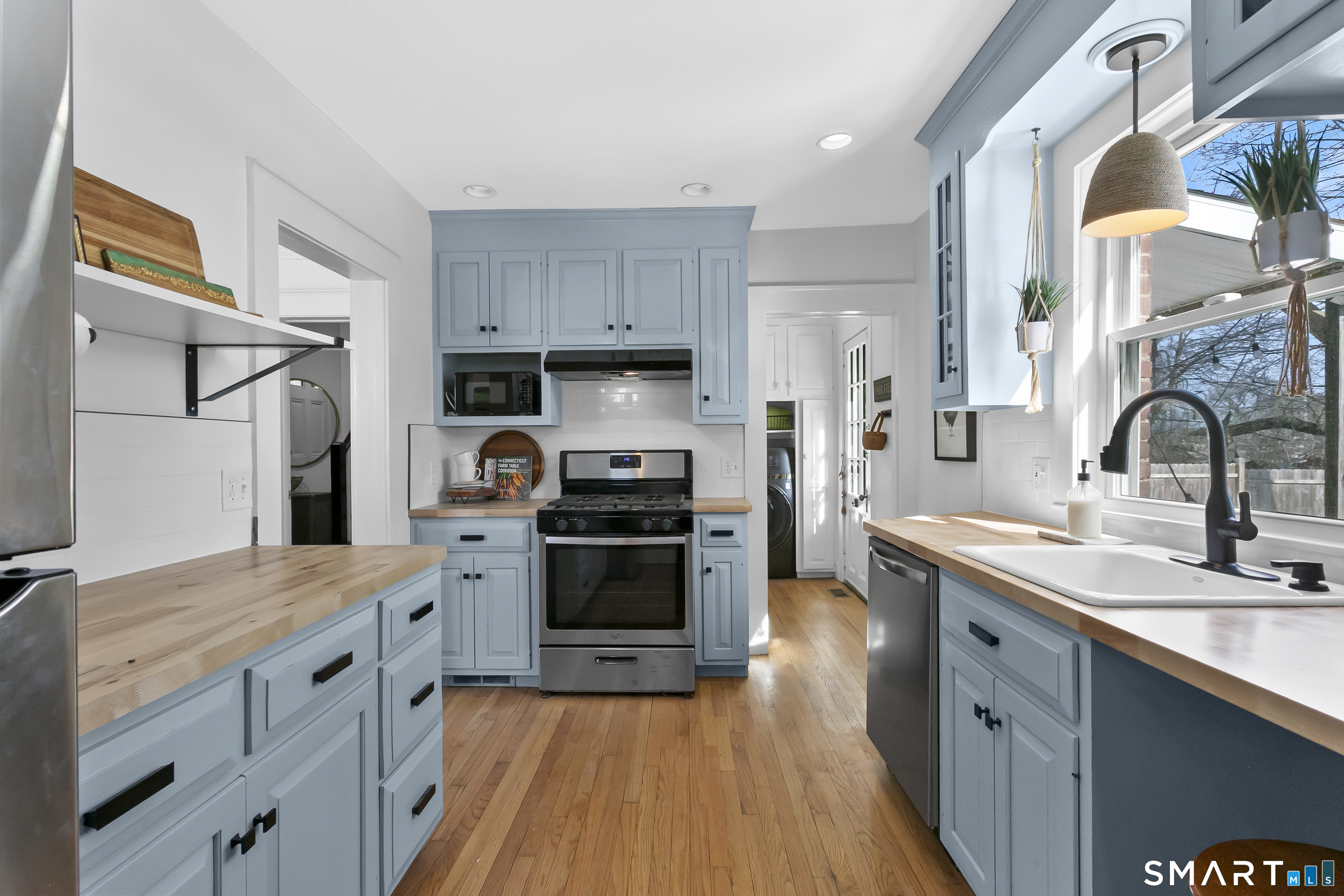 77 Meadowbrook Road Fairfield CT 06824