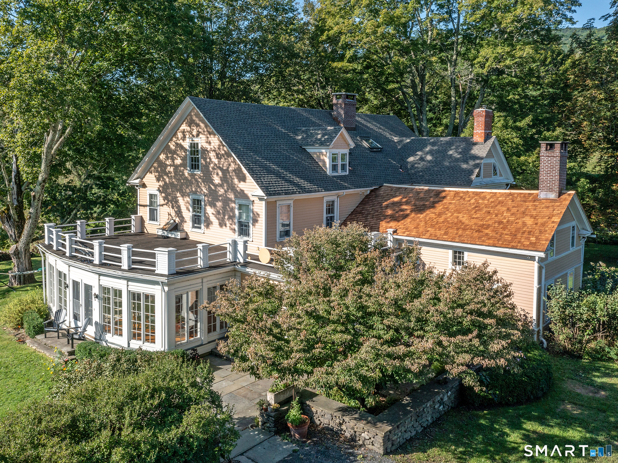 547 Under Mountain Road Salisbury CT 06068