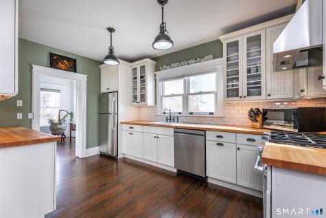3 South Main Street Sharon CT 06069
