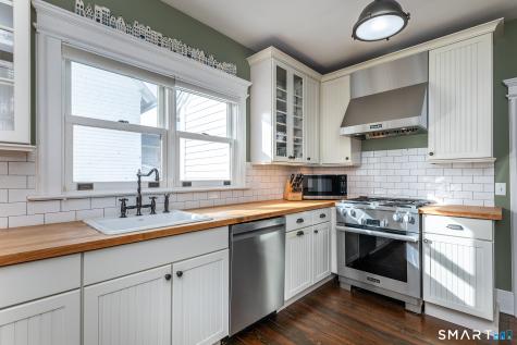 3 South Main Street Sharon CT 06069