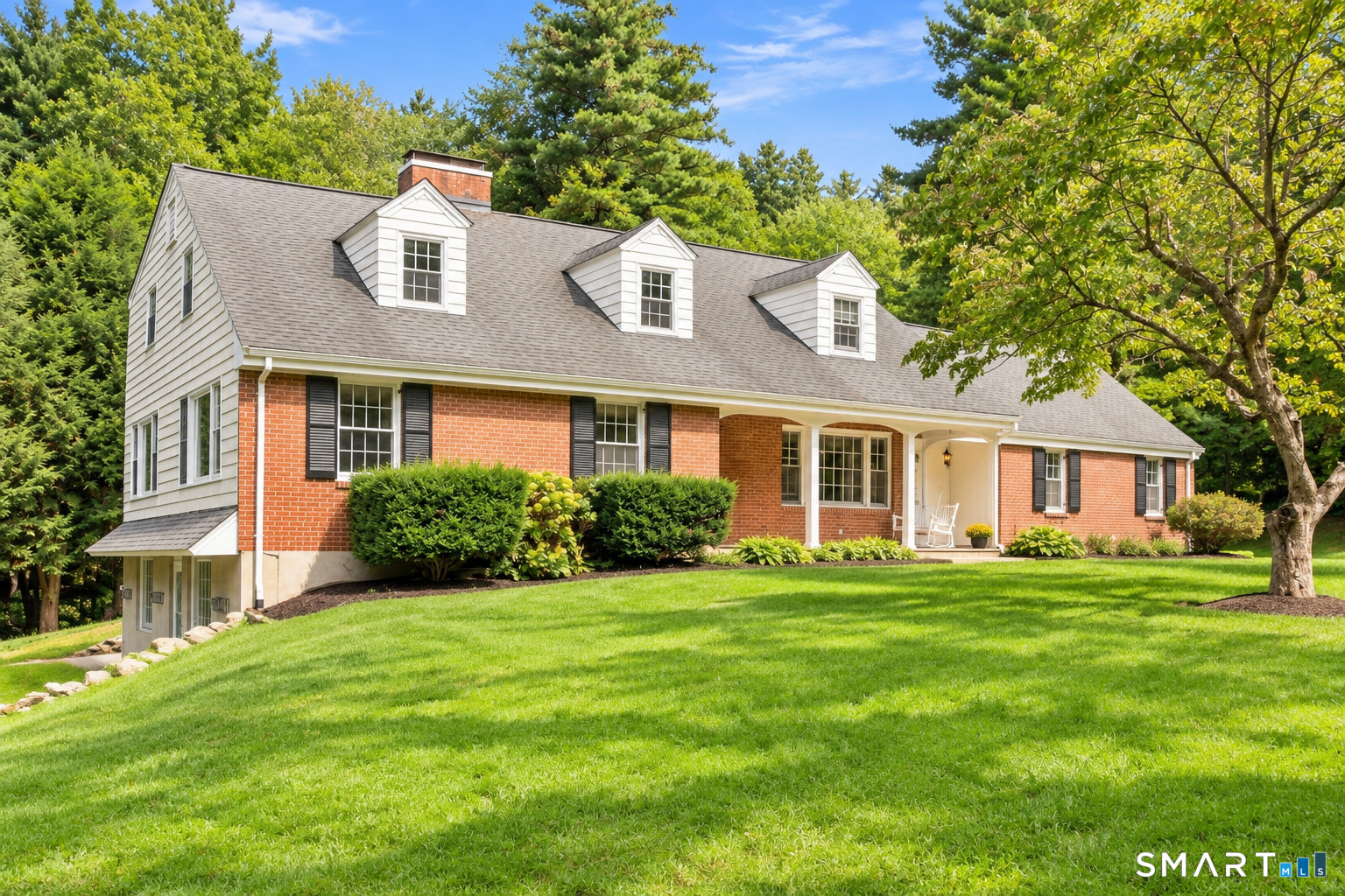 16 Oakhurst Road Simsbury CT 06070
