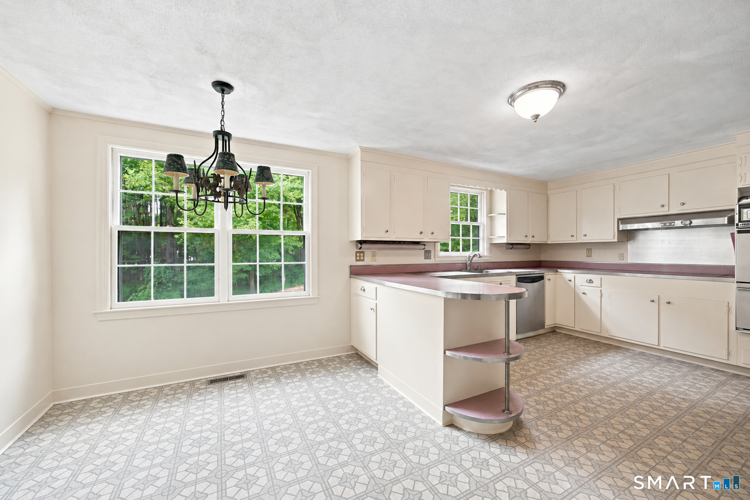 16 Oakhurst Road Simsbury CT 06070