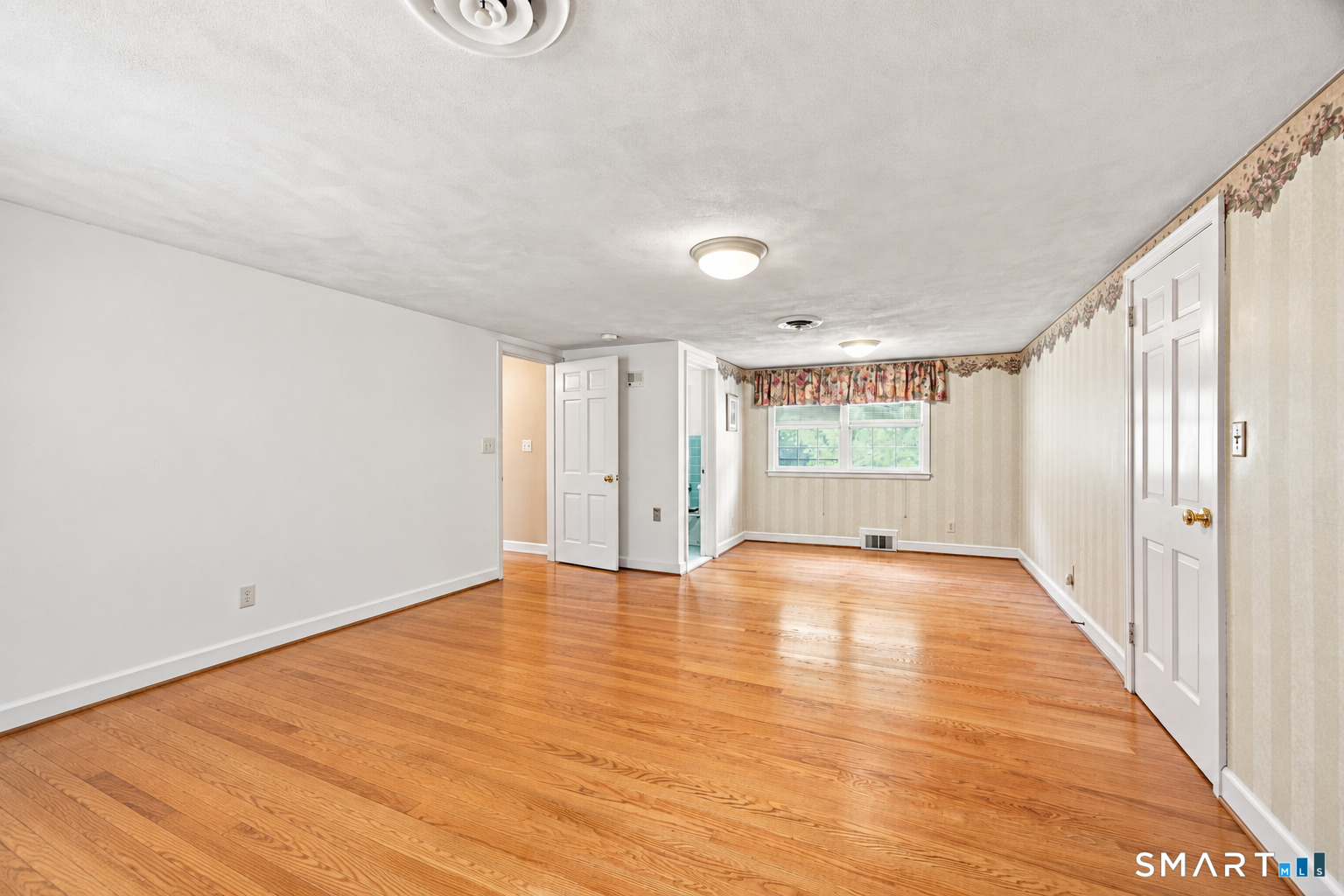 16 Oakhurst Road Simsbury CT 06070