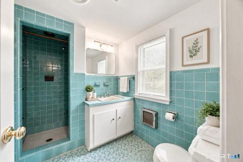16 Oakhurst Road Simsbury CT 06070