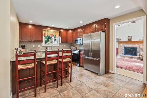 2 Meadowside Drive Farmington CT 06085