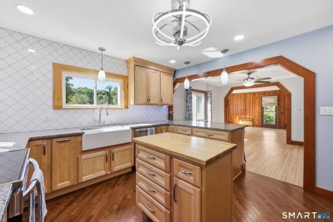28 Pond Road Franklin CT 06254