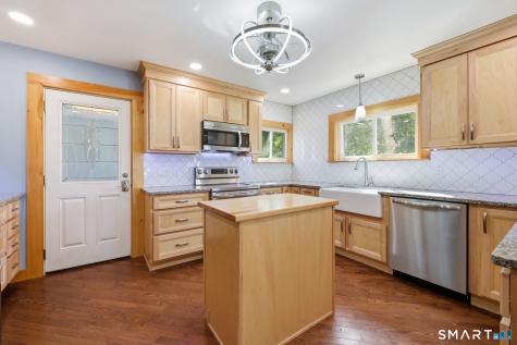 28 Pond Road Franklin CT 06254