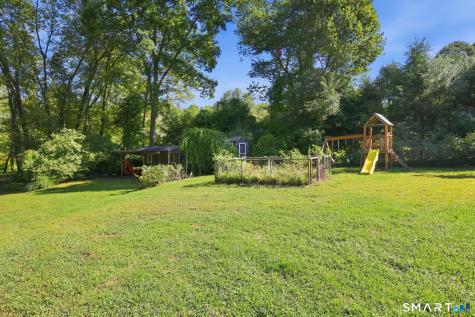 28 Pond Road Franklin CT 06254