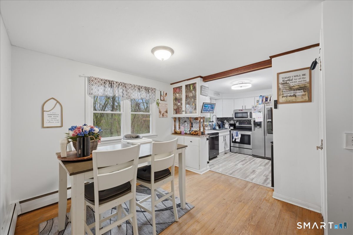 33 Lauren Lane Norwich CT 06360