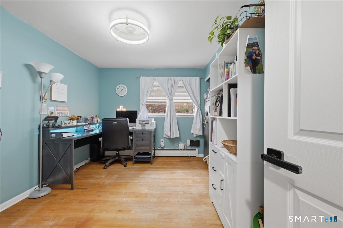 33 Lauren Lane Norwich CT 06360