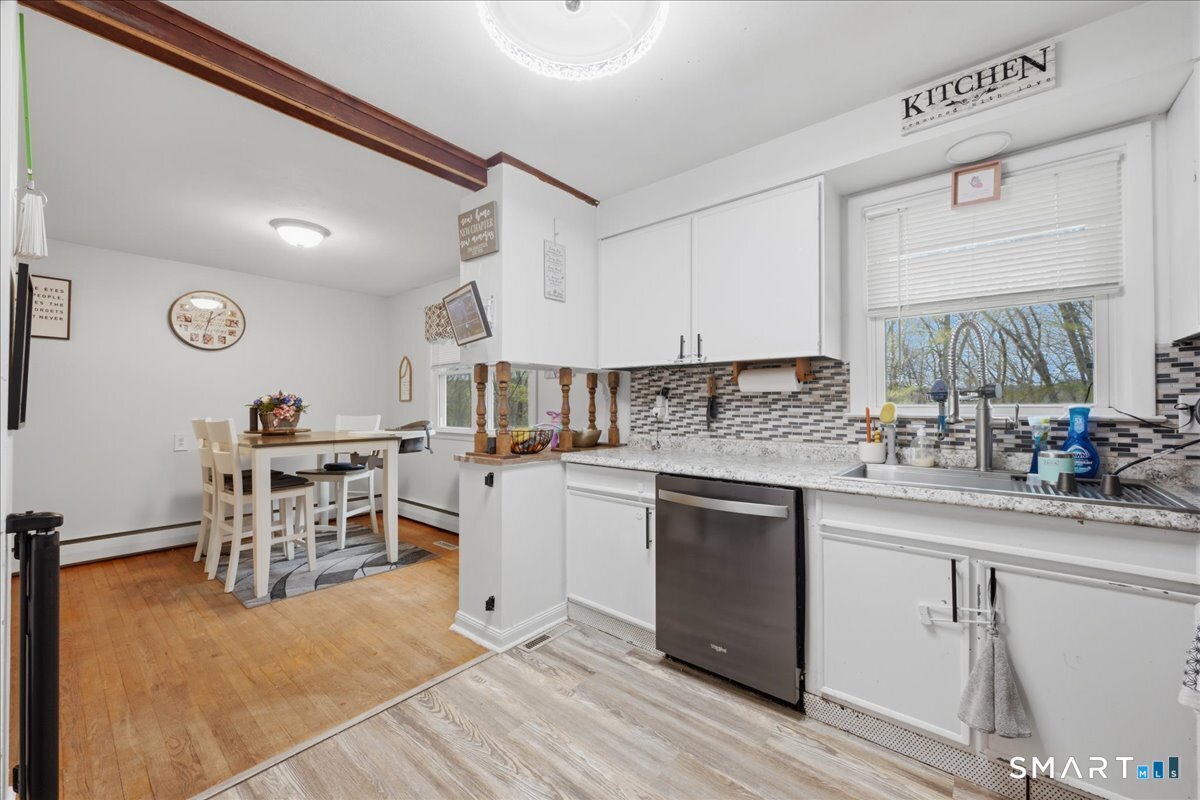 33 Lauren Lane Norwich CT 06360