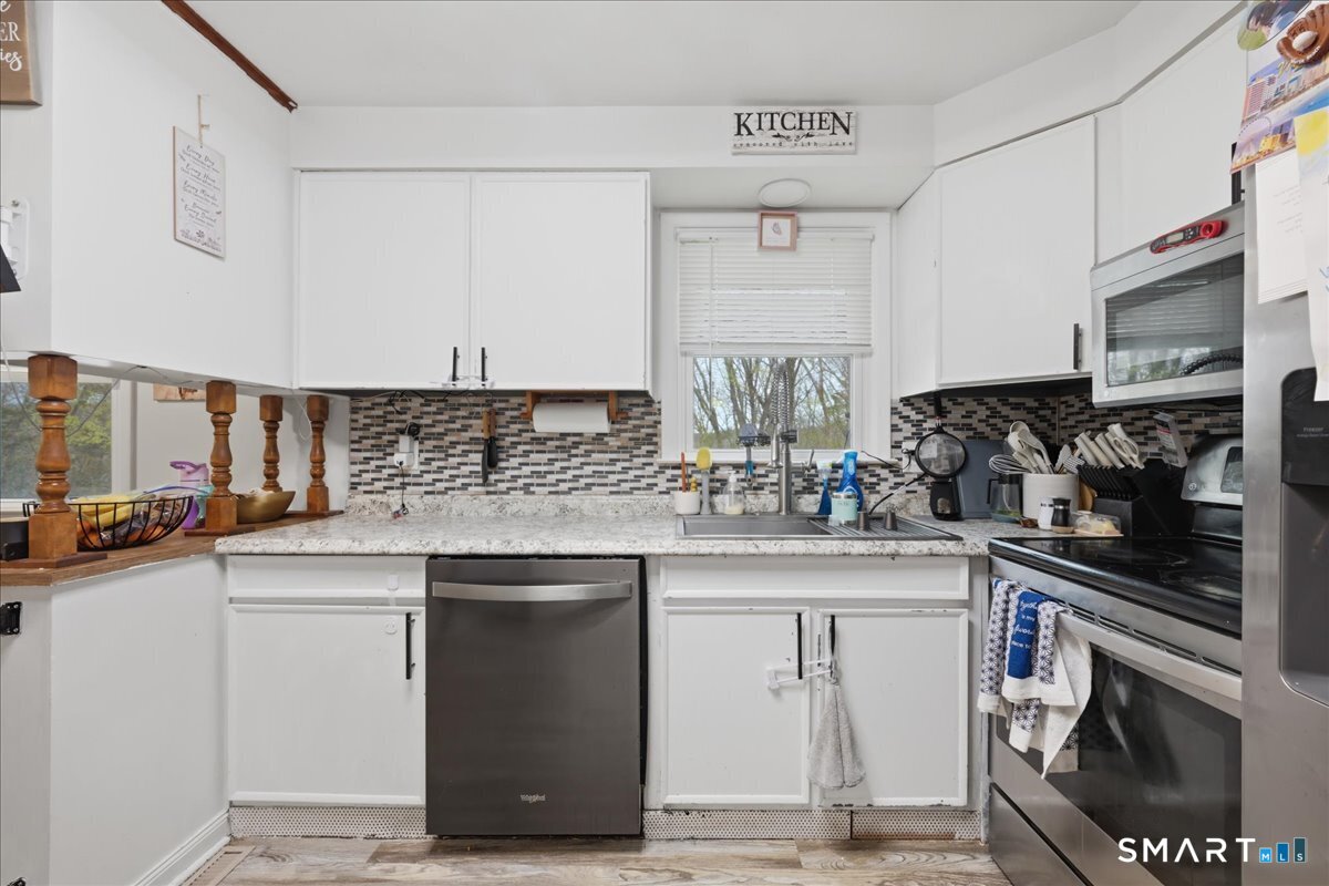 33 Lauren Lane Norwich CT 06360