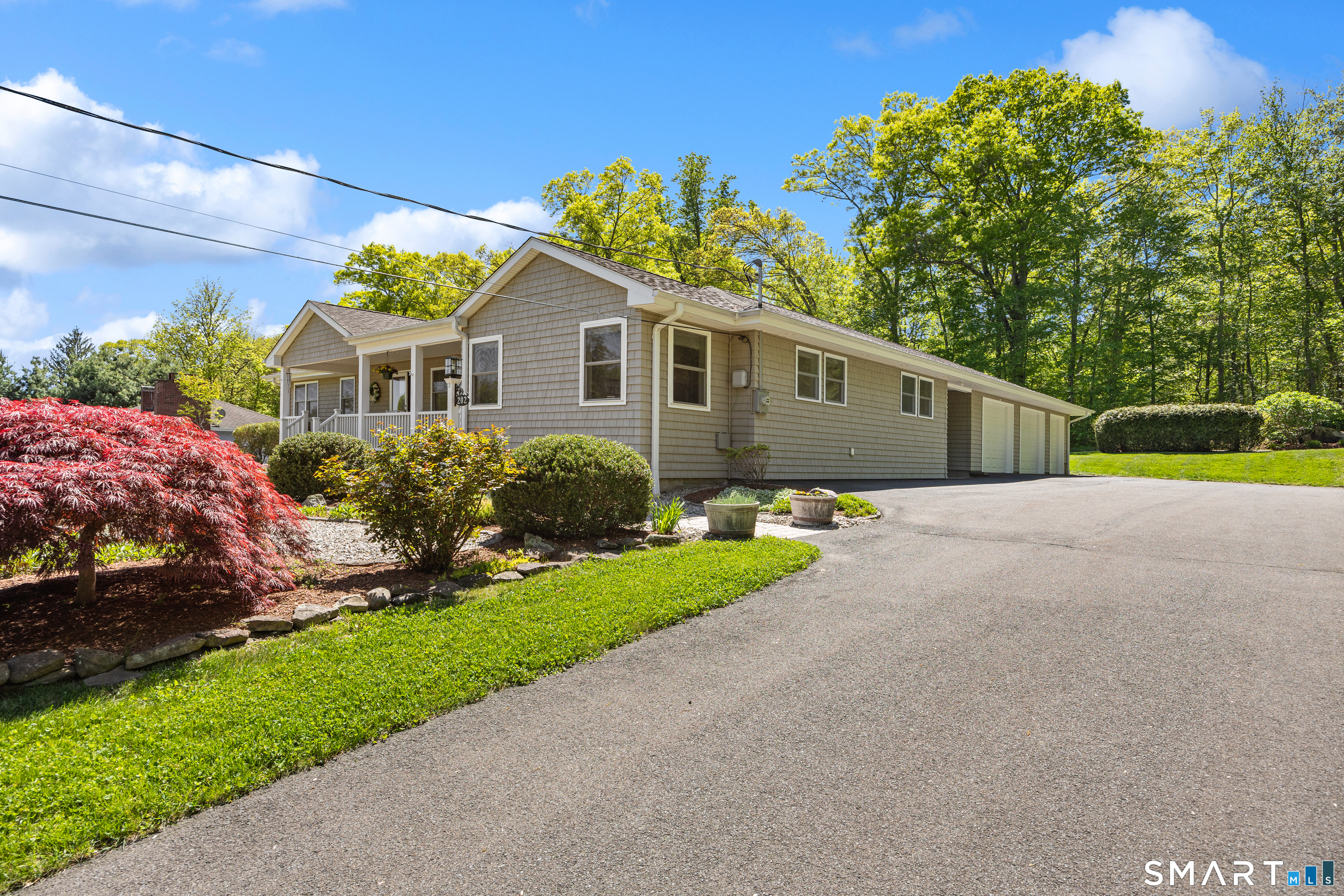 202 Hill Street Hamden CT 06514