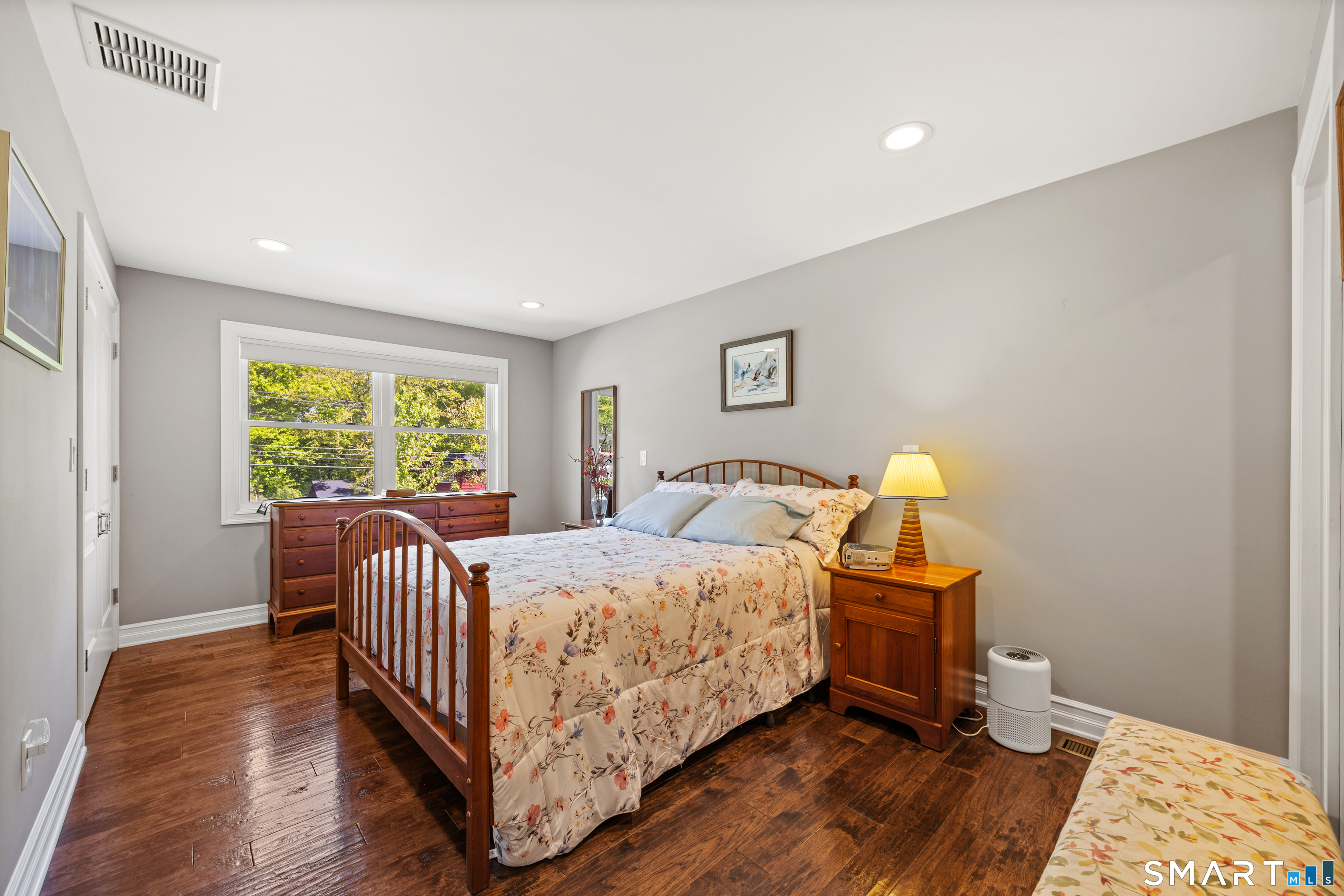 202 Hill Street Hamden CT 06514