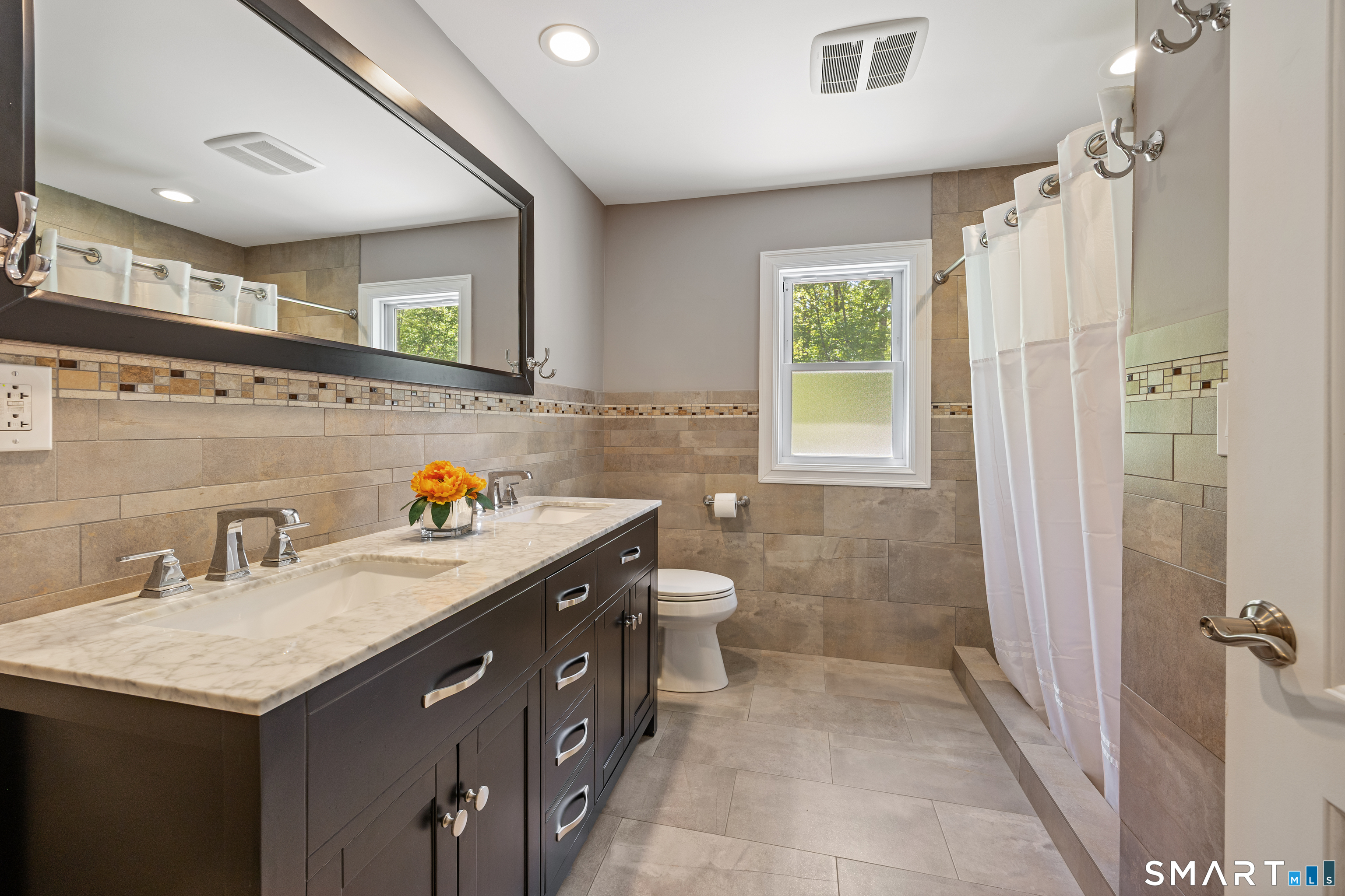 202 Hill Street Hamden CT 06514