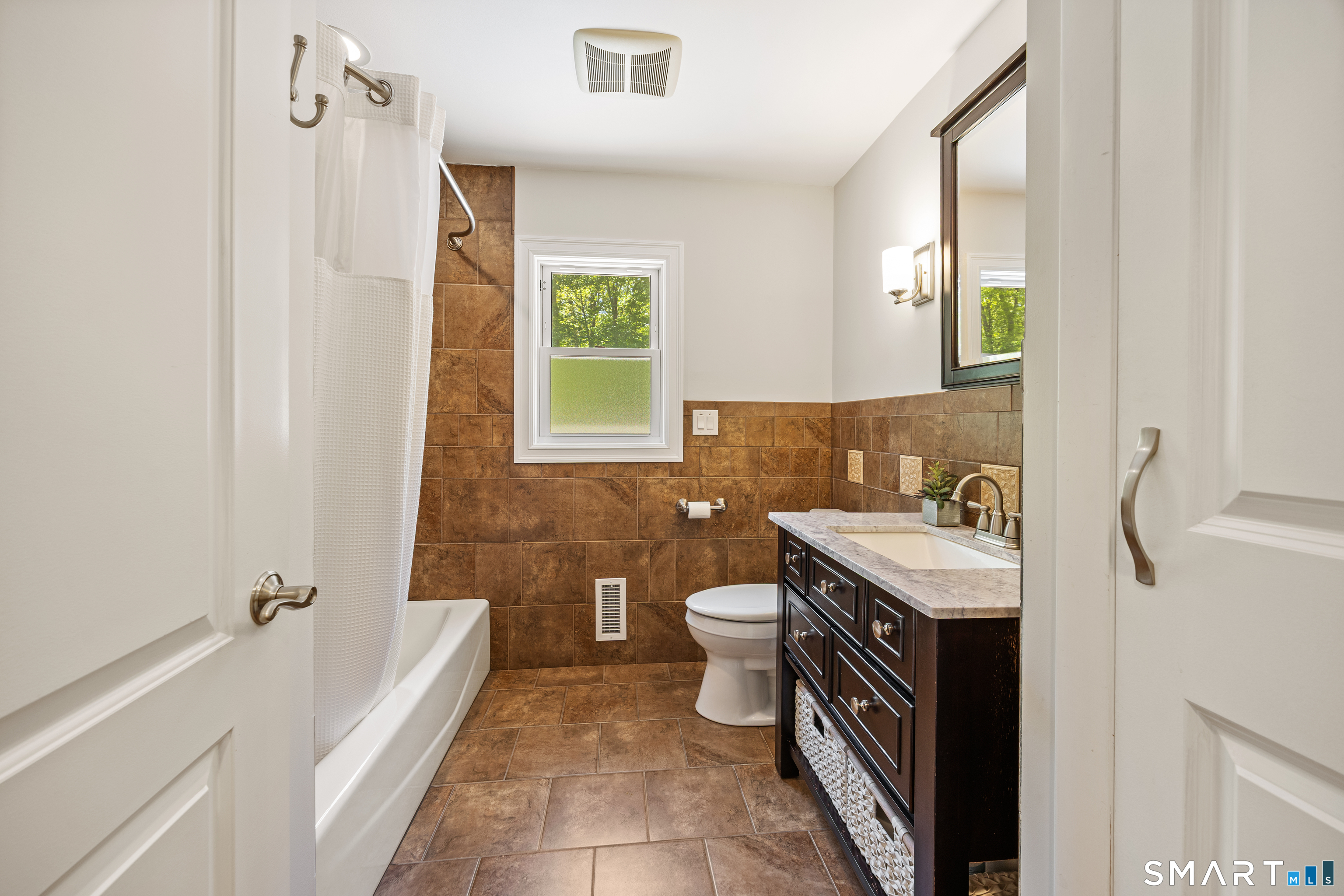 202 Hill Street Hamden CT 06514