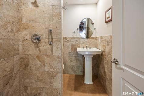 202 Hill Street Hamden CT 06514
