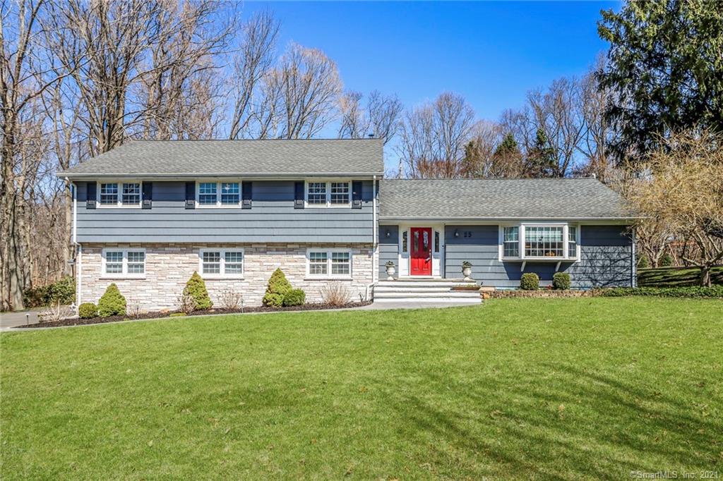 25 Hillston Road Trumbull CT 06611