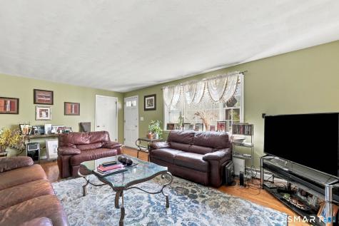 105 Dartmouth Drive East Hartford CT 06108